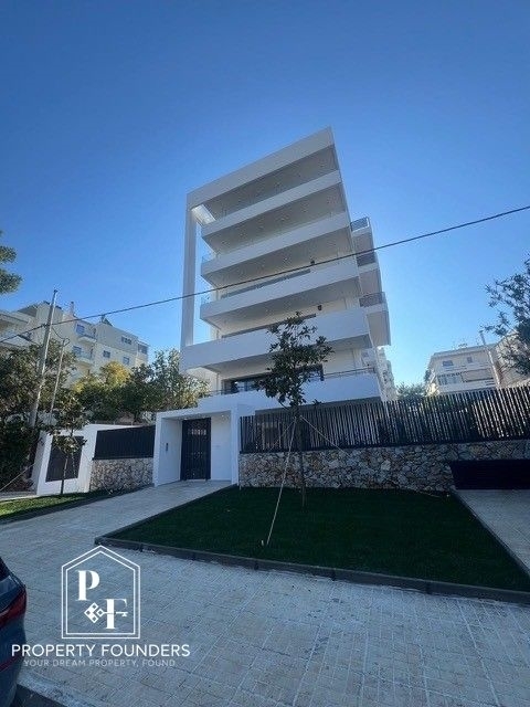 (For Sale) Residential Floor Apartment || Athens South/Glyfada - 111 Sq.m, 3 Bedrooms, 740.000€ 